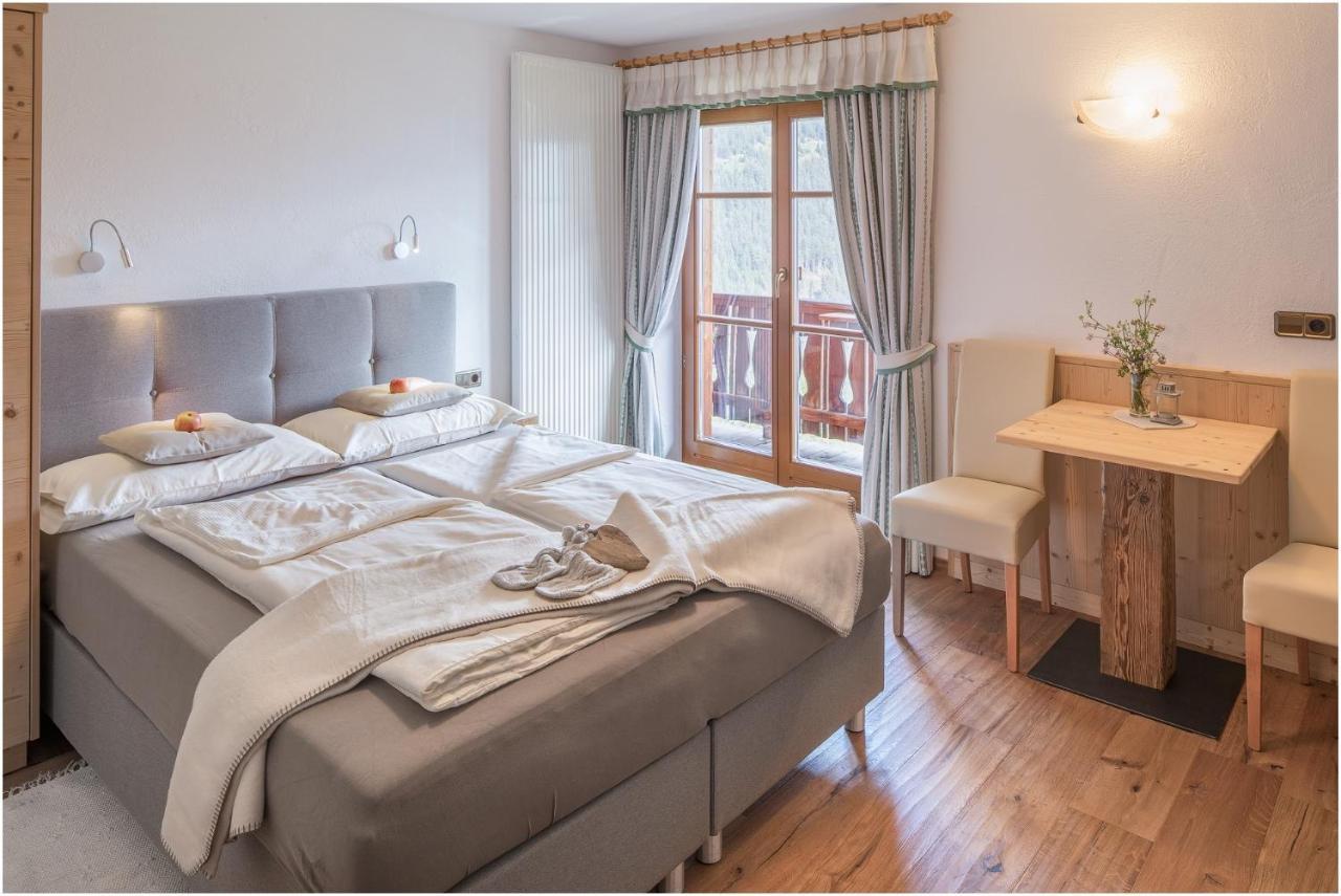 Nigglerhof Bed & Breakfast Dobbiaco Eksteriør bilde